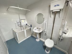 Photo 15- click for photo gallery